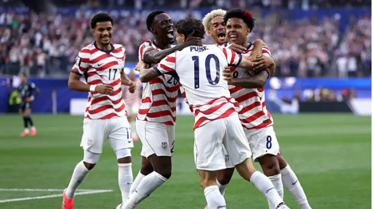 World Cup Winner Giroud Compares Pulisic to Hazard After USMNT's 4-1 Demolition of Paraguay