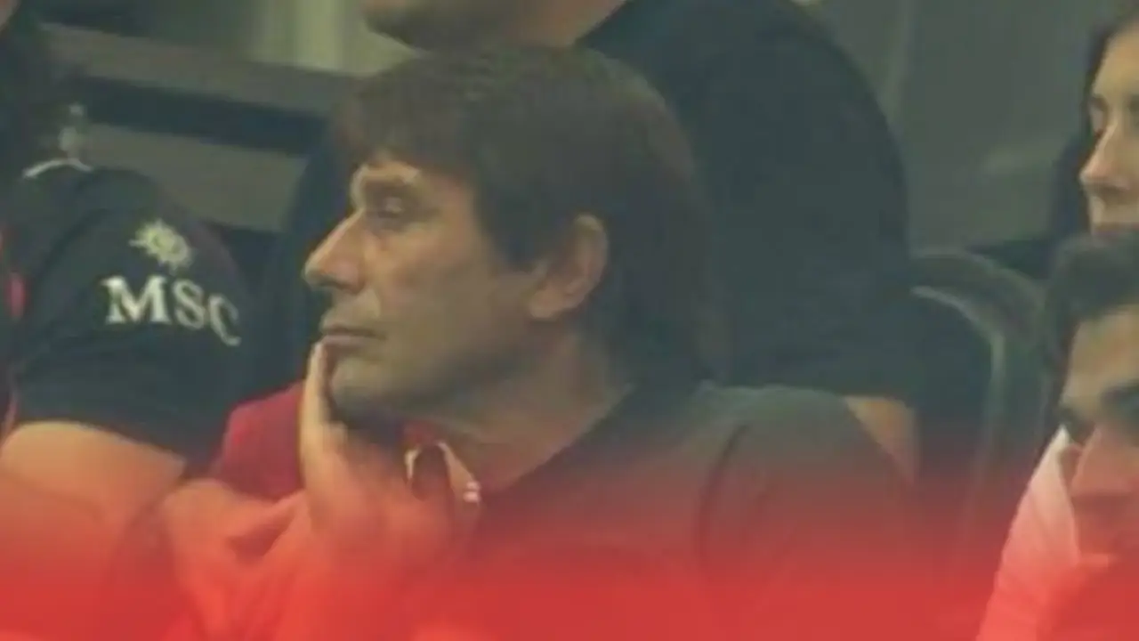 Antonio Conte in the stands at San Siro for AC Milan vs Benfica