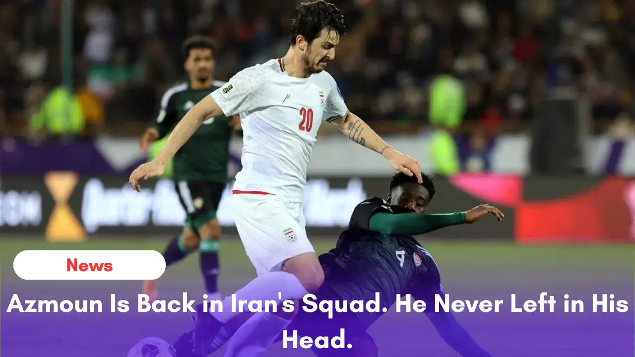 Sardar Azmoun in an Iran shirt during a match against the United Arab Emirates
